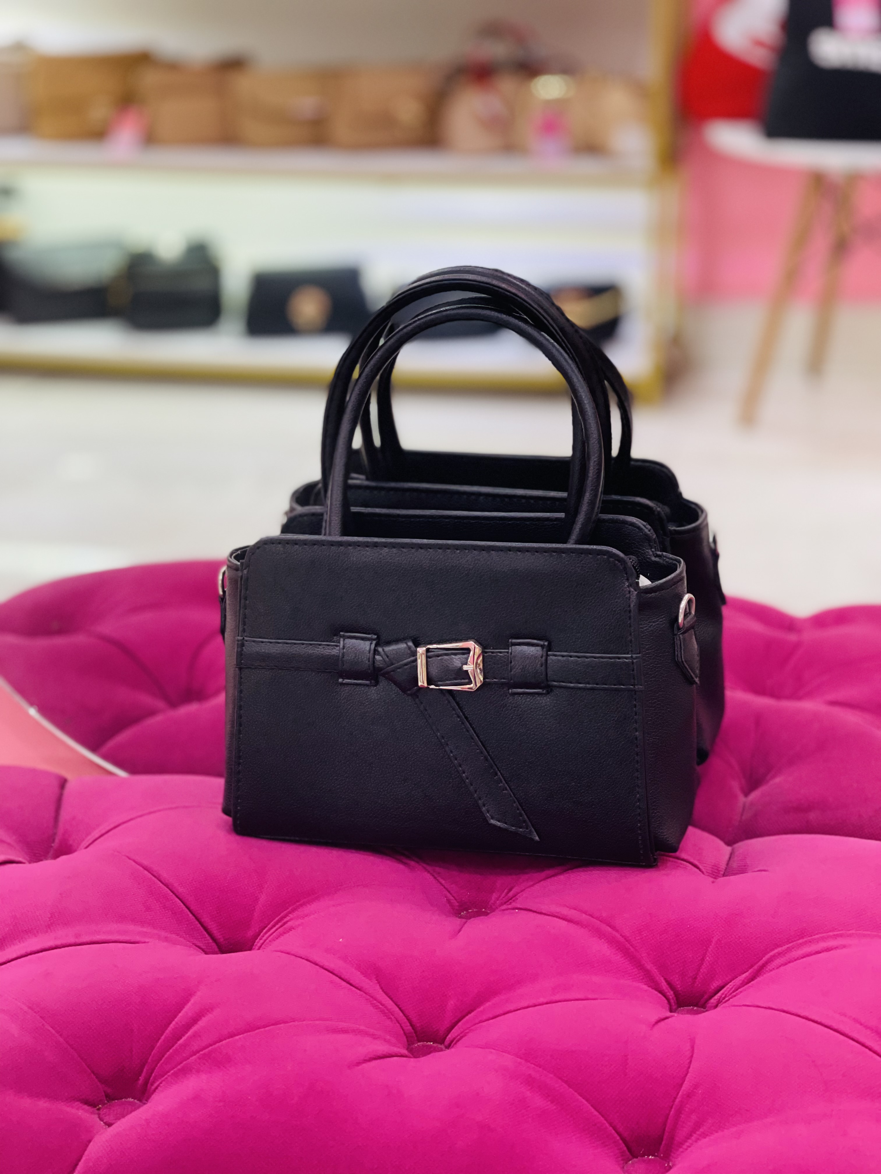 کیف زنانه چرمی – مدل سگکدار شیک (کد ۱۱۶)