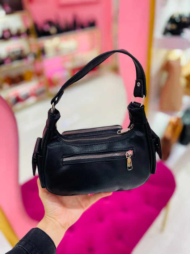کیف زنانه دوشی – مدل اسپرت لاکچری MIU MIU (کد ۱۲۷)