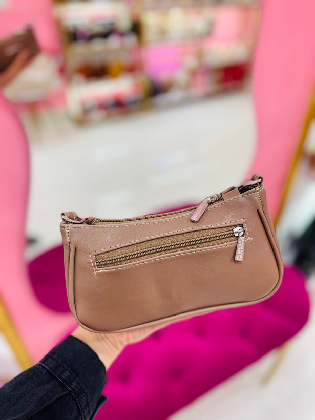 کیف زنانه چرمی صورتی ساده و شیک – کد 137