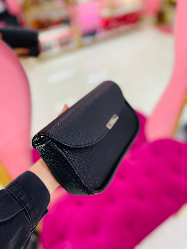 کیف دستی زنانه چرمی – مدل کلاسیک مینیمال (کد ۲۱۸)