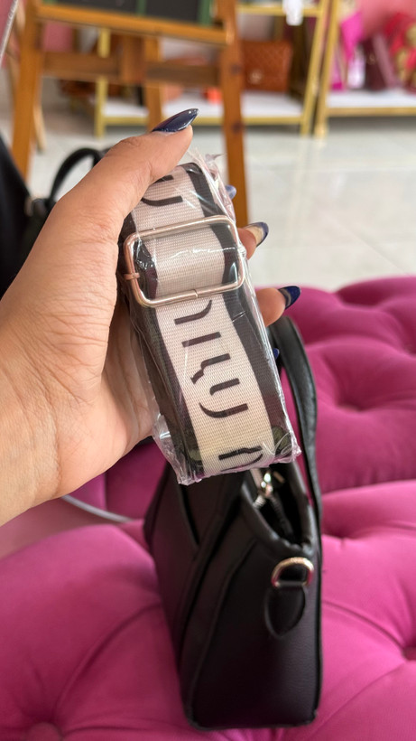 کیف زنانه چرمی مشکی MIU MIU با کیف گرد همراه – کد 281