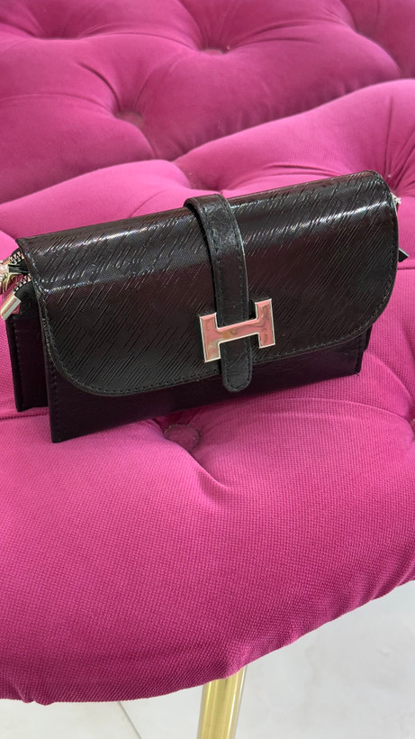 کیف پول چرمی مشکی زنانه با قفل H – کد 279