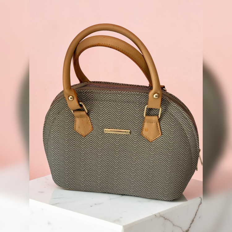 کیف زنانه طوسی طرح هریبون با دسته چرمی عسلی – کد 358
