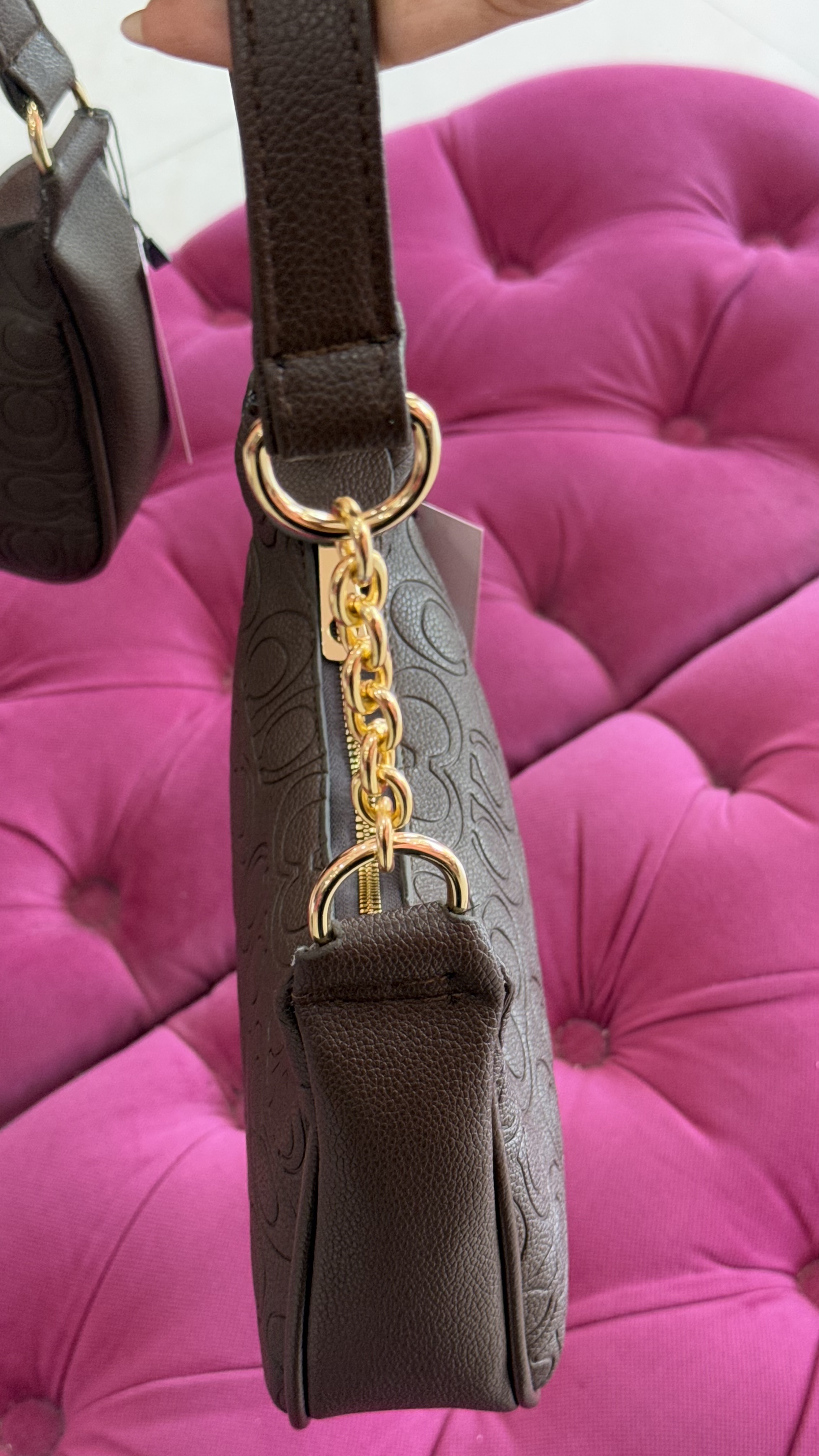 کیف دوشی قهوهای طرح COACH با بند زنجیری – کد 410