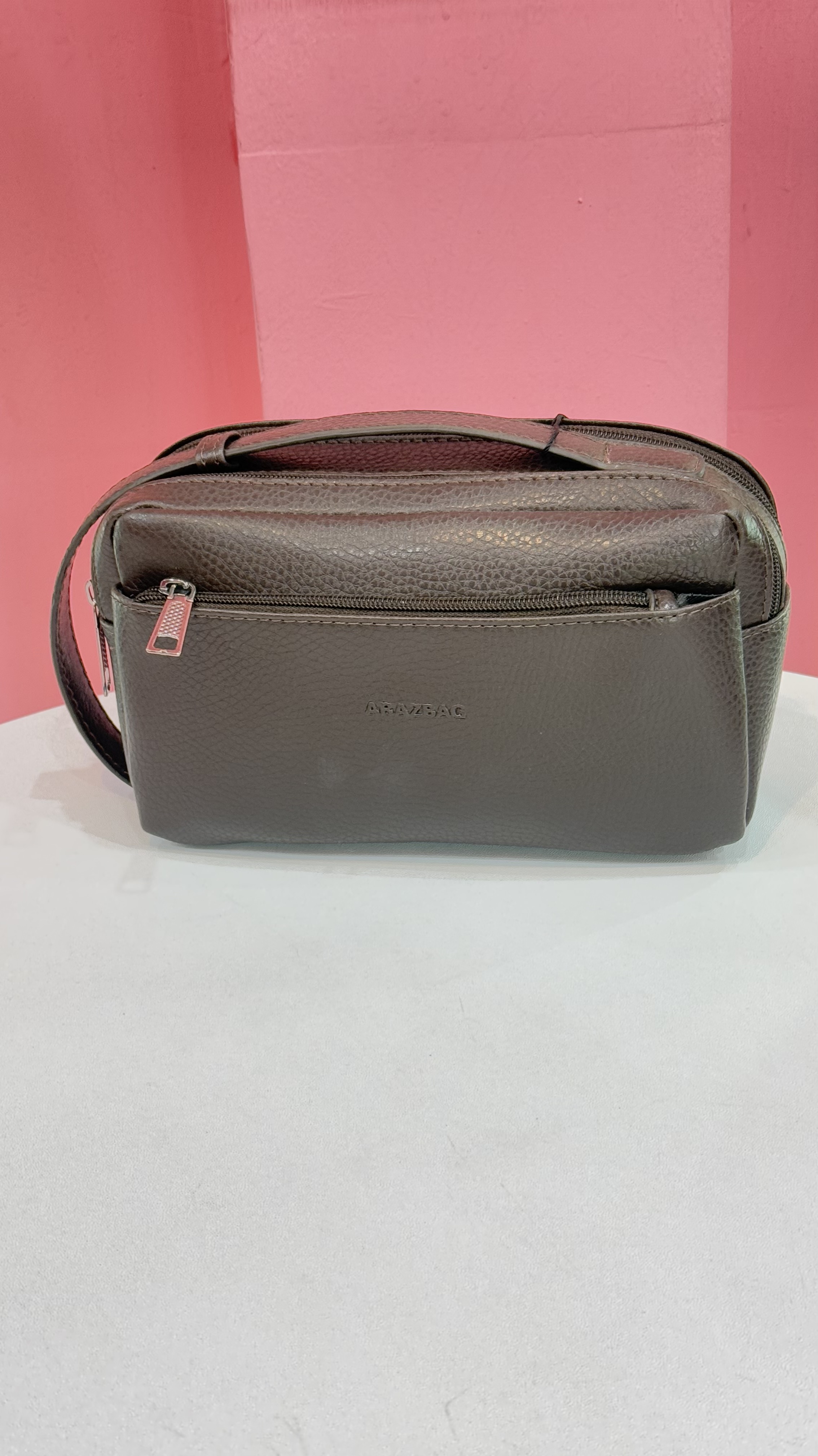 کیف دستی مردانه چرمی مشکی برند Armani Exchange_کد ۱