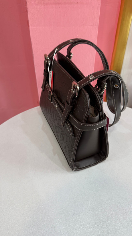 کیف زنانه چرمی – مدل Coach قهوهای (کد ۶۰۵)