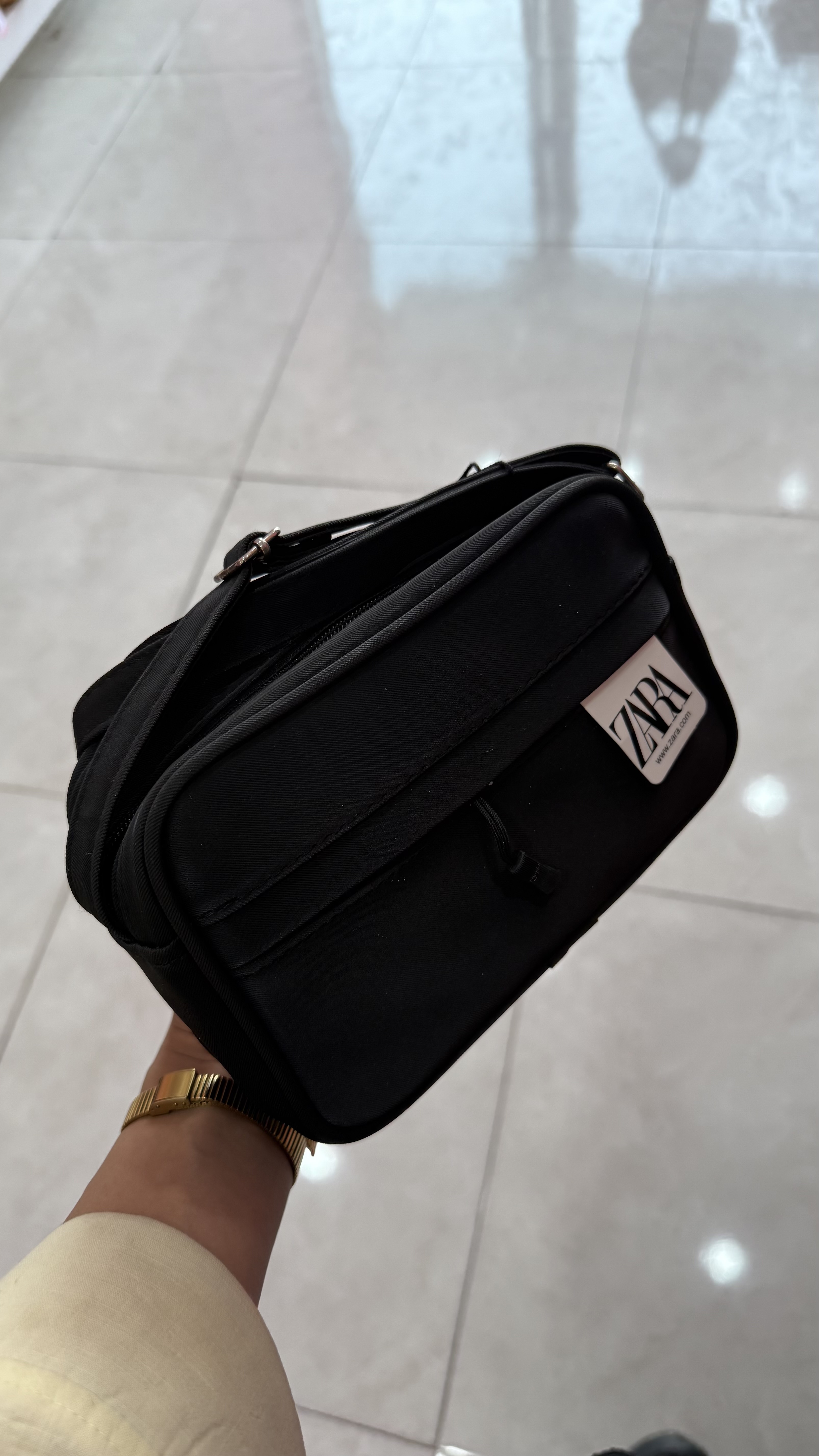 کیف دوشی زنانه کوچک برند ZARA رنگ سرمه‌ای کد ۵۸۴