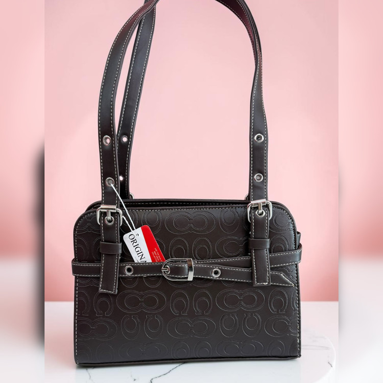 کیف زنانه چرمی – مدل Coach قهوهای (کد ۶۰۵)