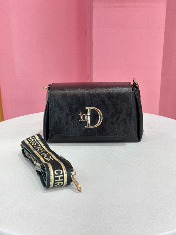 کیف پاسپورتی و کراسبادی زنانه طرح دیور (Dior) - کد ۵۳۷