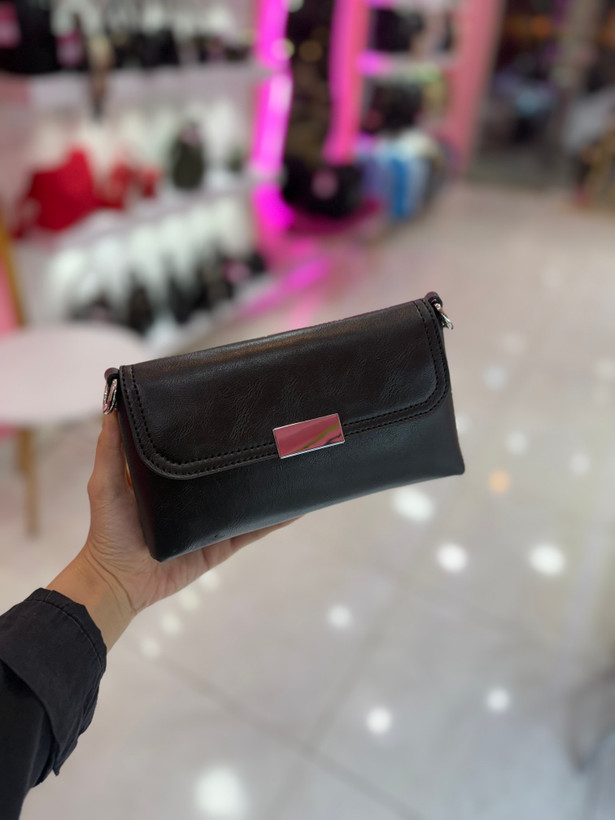 کیف دوشی چرم (کد ۶۸۶)