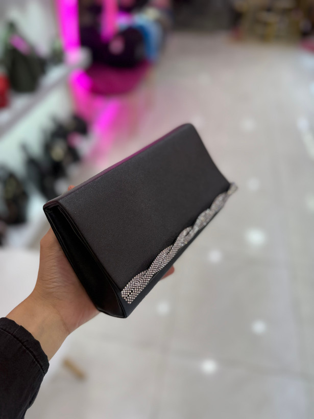 کیف دستی مجلسی مشکی (کد ۳۴۱)