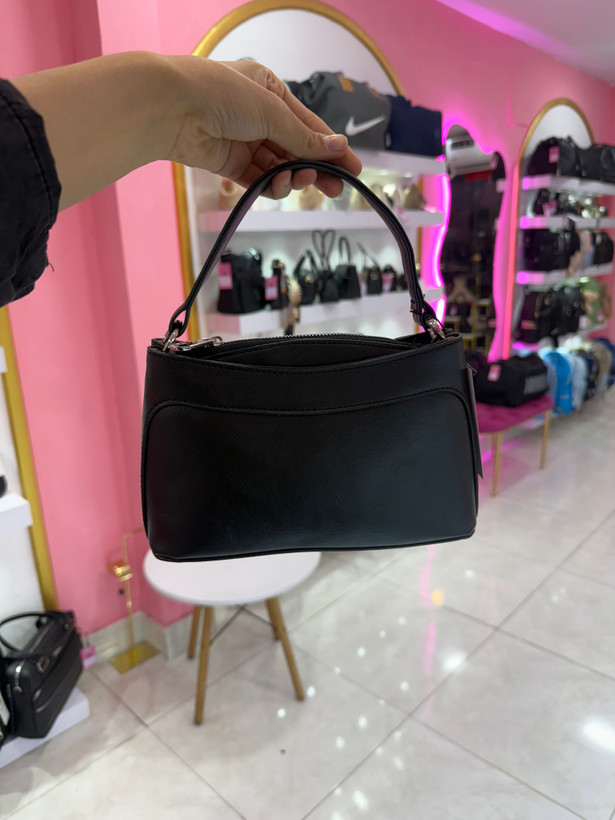 کیف دوشی چرمی (کد ۷۰۰)