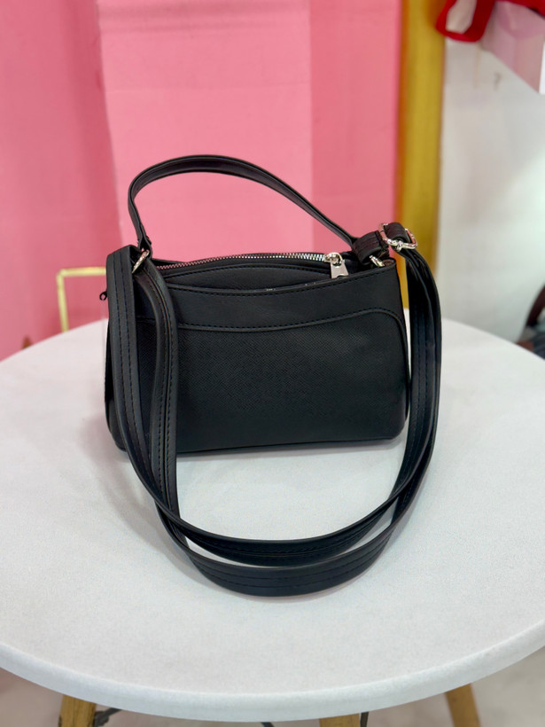 کیف دوشی چرمی (کد ۷۰۰)