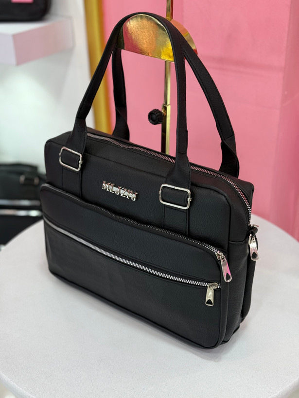 کیف دستی چند زیپ مشکی (کد ۶۲۳)